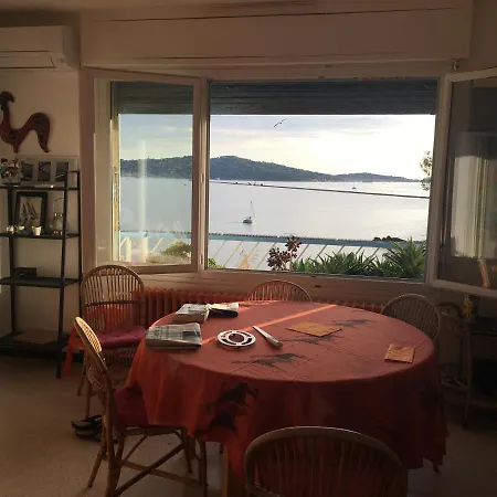 La Mitre Apartment
